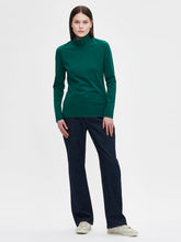 Lataa kuva Galleria-katseluun, Nanso poolo Mari