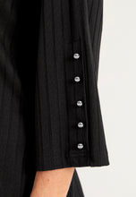 Lataa kuva Galleria-katseluun, Trikootoppi napeilla