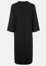 Lataa kuva Galleria-katseluun, Ribattu trikoomekko korkealla halkiolla