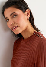 Lataa kuva Galleria-katseluun, Ribattu trikoomekko korkealla halkiolla