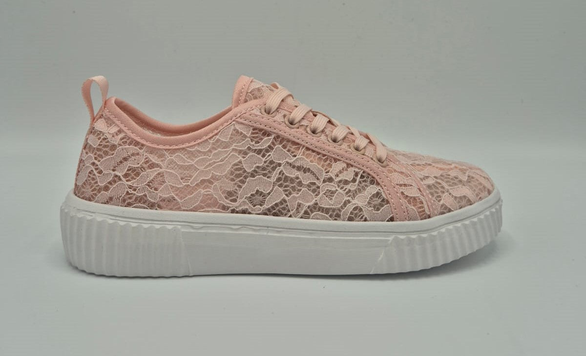 Naisten pitsitennari