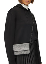 Lataa kuva Galleria-katseluun, s.Oliver laukku