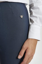 Lataa kuva Galleria-katseluun, Laurie Betty Regular