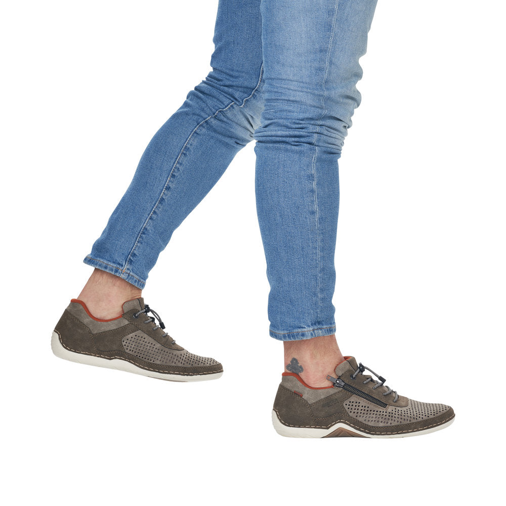 Rieker miesten kävelykengät 07560-42