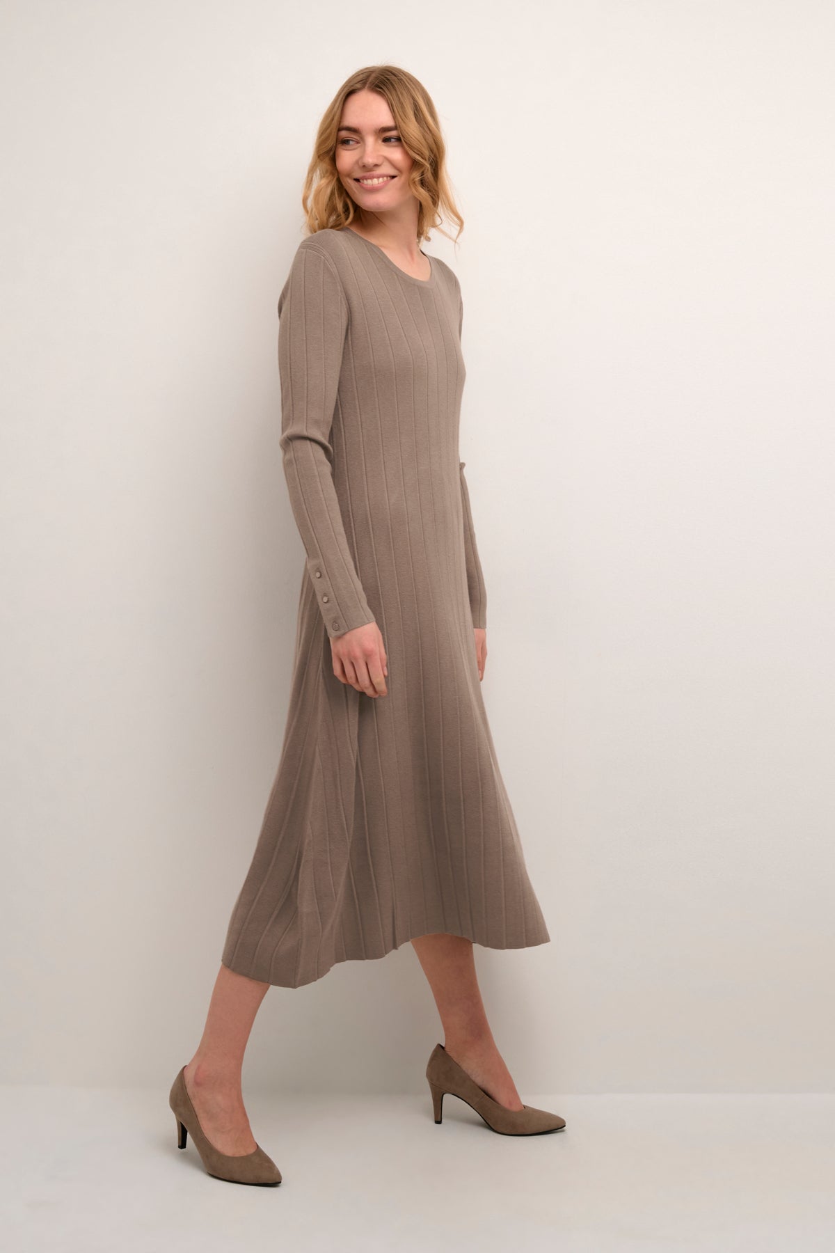 Cream neulemekko Villea Knit Dress
