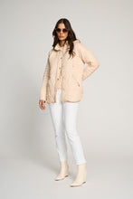 Lataa kuva Galleria-katseluun, Micha tikkitakki
