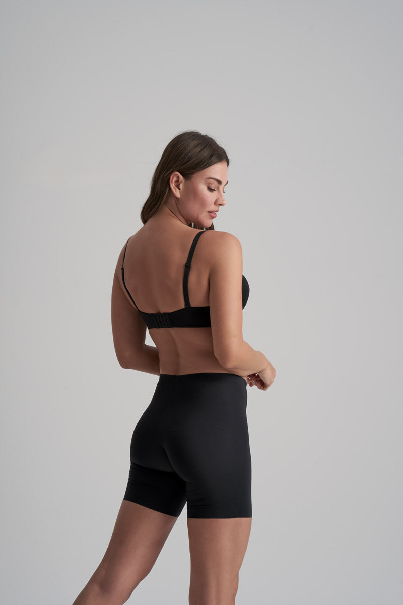 Bye Bra Smooth Essentials Mid Waist Short