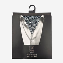 Lataa kuva Galleria-katseluun, Plastron kravatti
