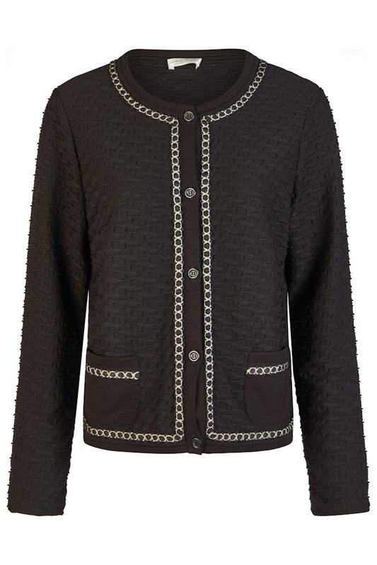 Barbara Lebek teatterijakku