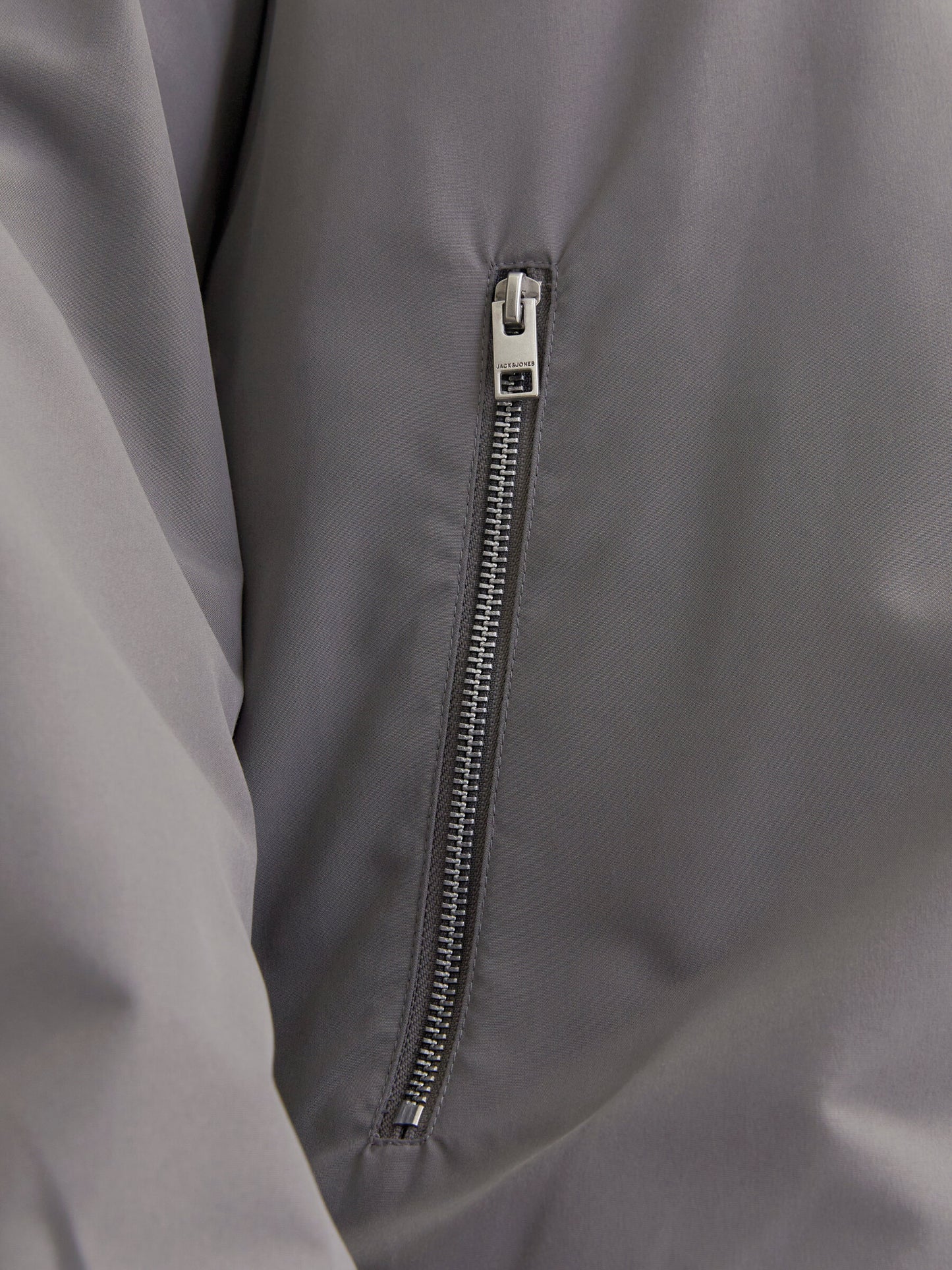 Jack&Jones kesätakki isoille miehille