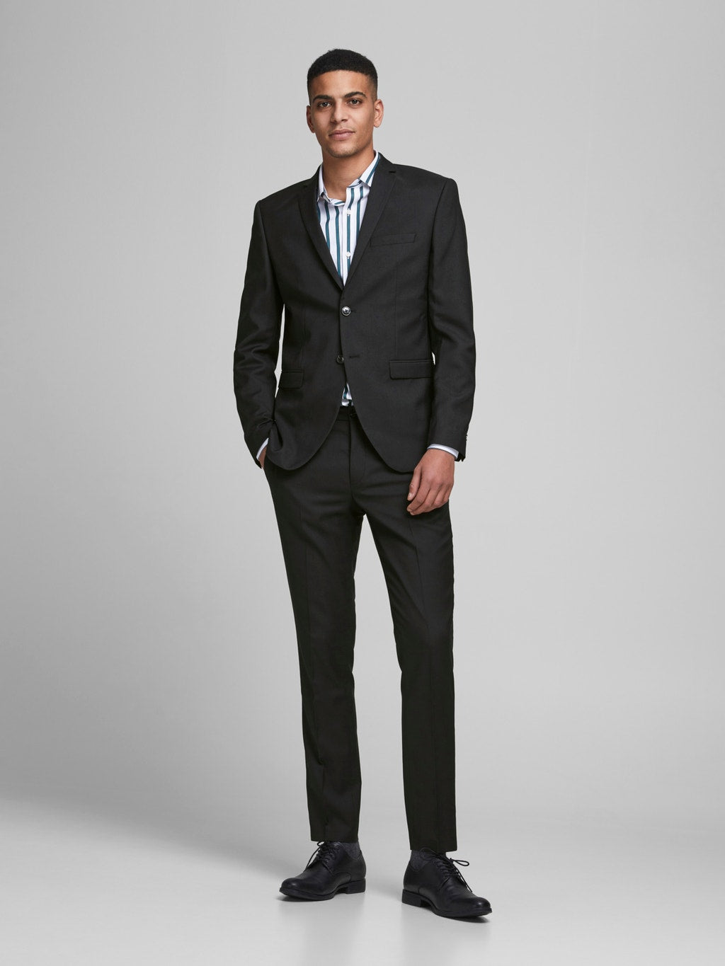 Jack&Jones Solaris musta puku, Super slim fit