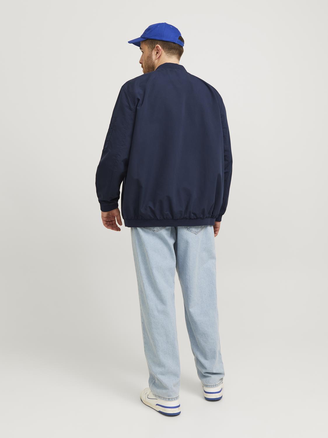 Jack&Jones kesätakki isoille miehille
