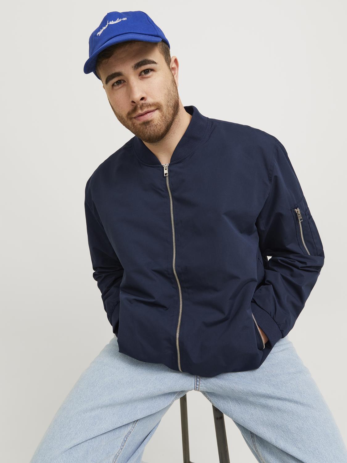 Jack&Jones kesätakki isoille miehille