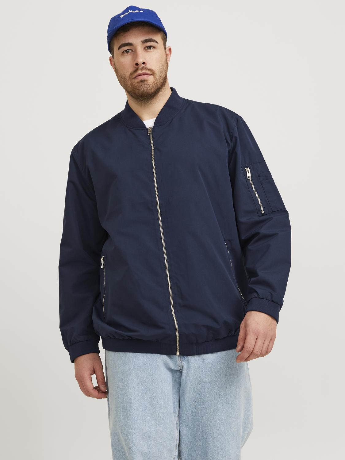 Jack&Jones kesätakki isoille miehille