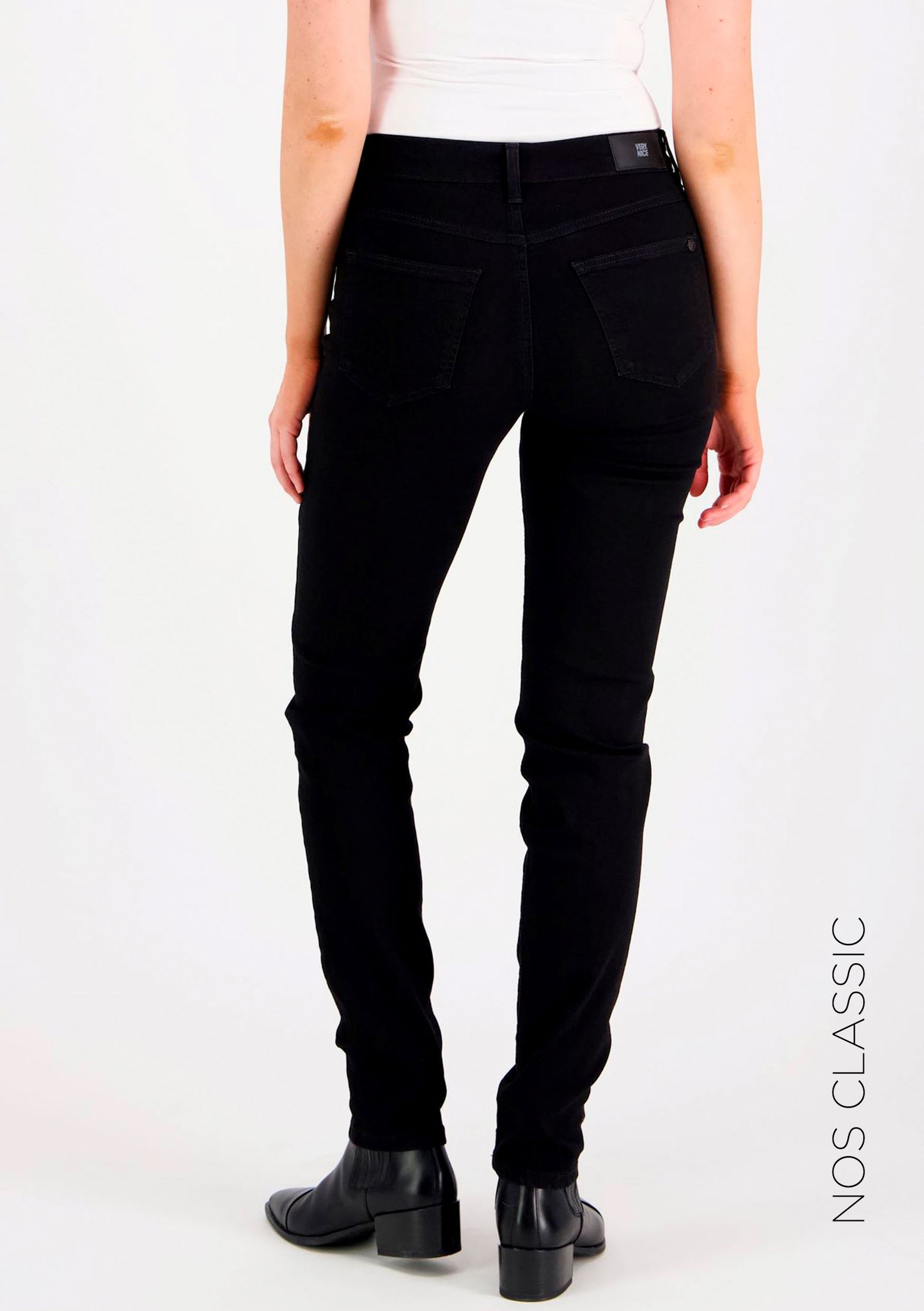 Very Nice Suzie Skinny musta