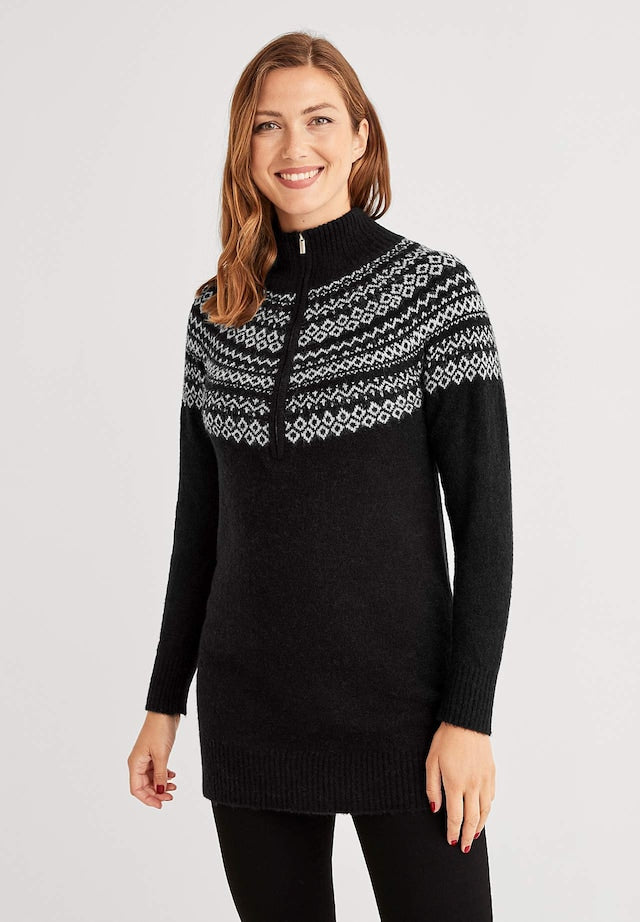 Neuletunika Jacquard-kuviolla