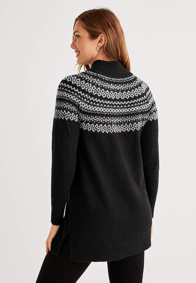 Neuletunika Jacquard-kuviolla