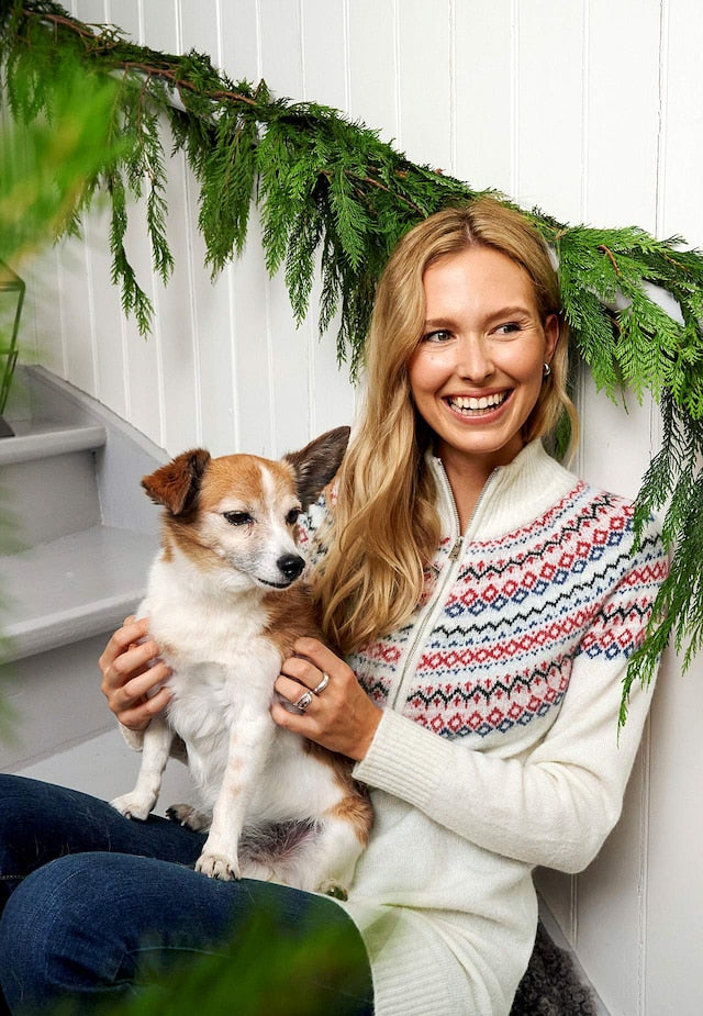 Neuletunika Jacquard-kuviolla