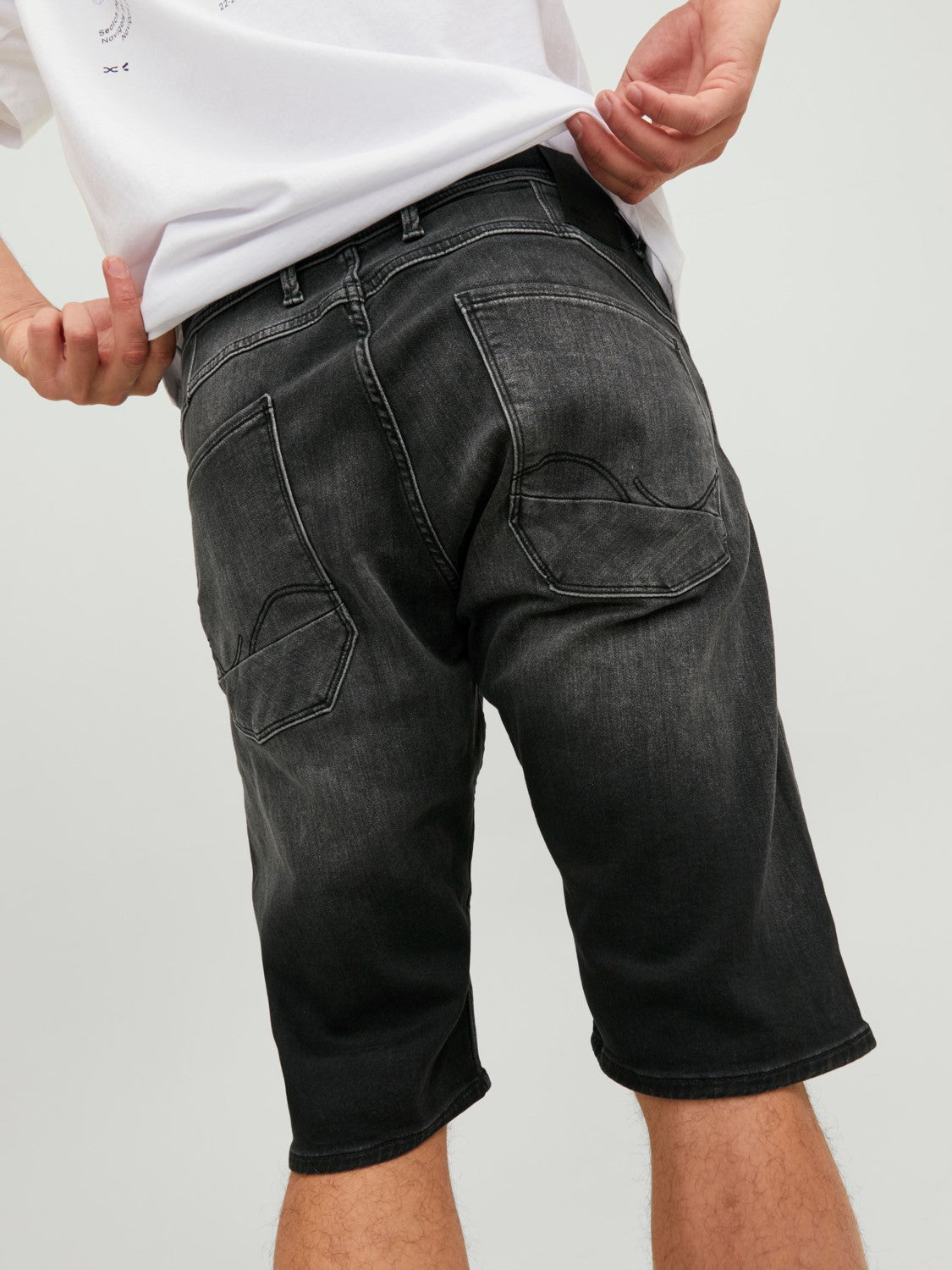 Jack&Jones mustat farkkushortsit GE 607
